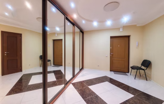 interior illuminated building 1048944 22362972